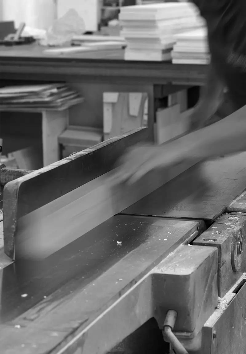 Papadatos-furniture-industry-identity-A-1