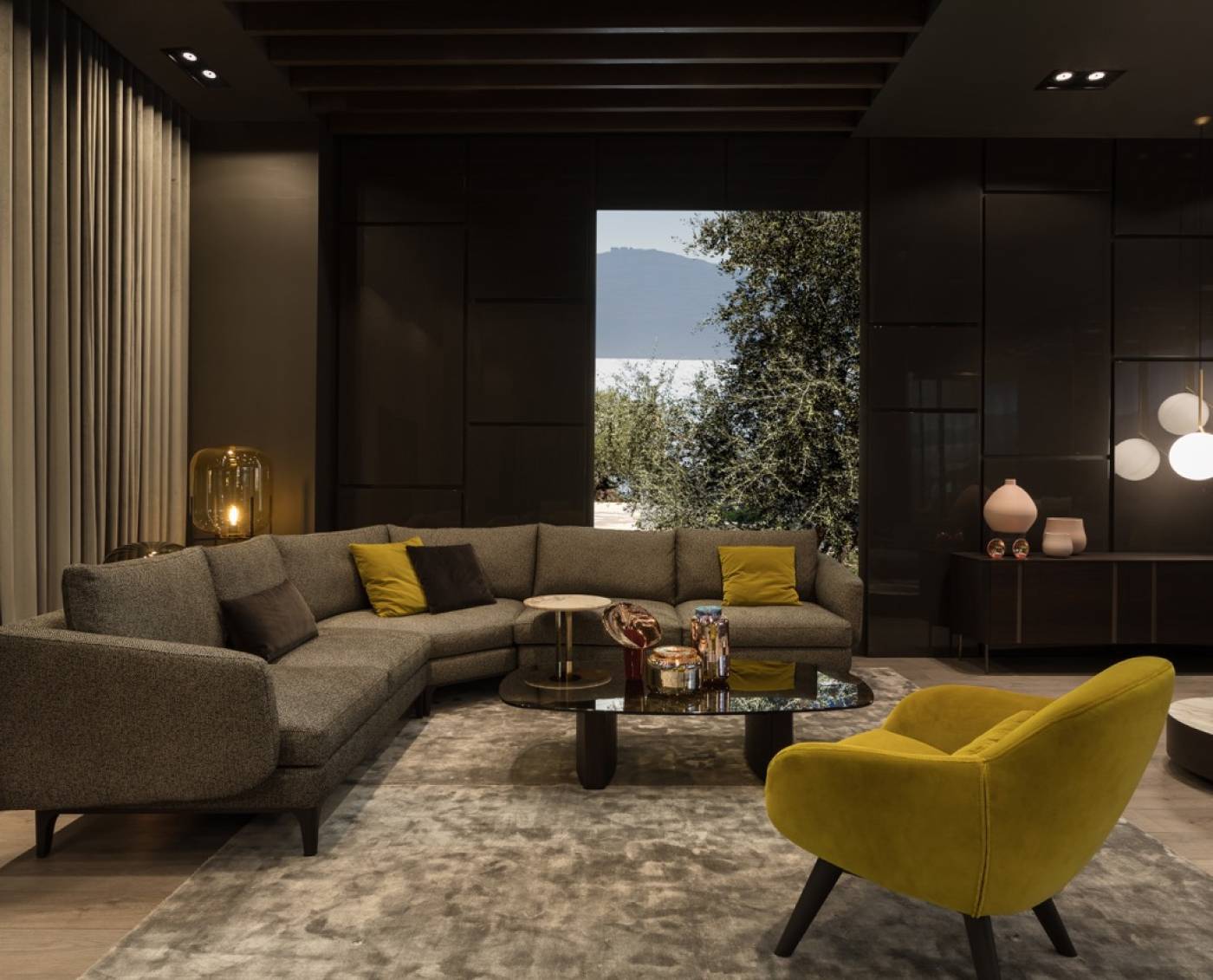 2019-papadatos-imm-cologne-preview