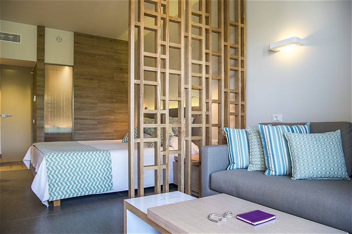 papadatos-mikri-poli-resort-1