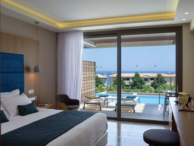 papadatos-atlantica-2