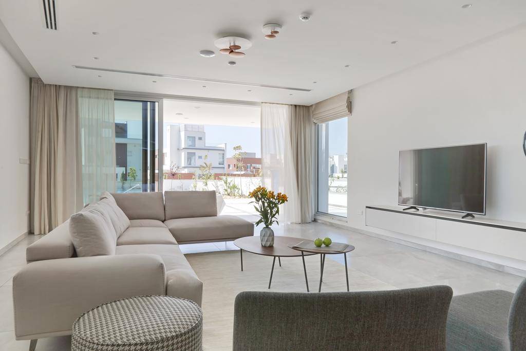 papadatos-vivo-mare-elite-luxury-homes-5