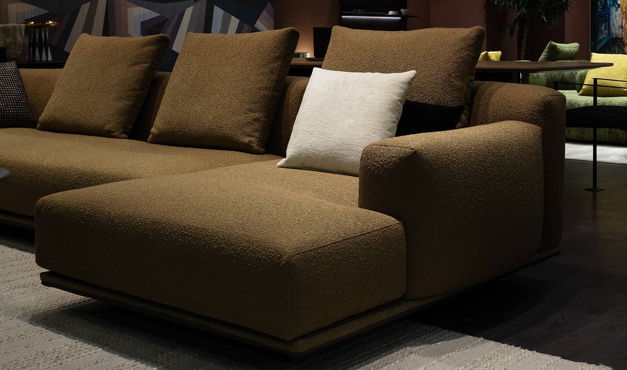 Papadatos-Naos-sofa-preview-hover