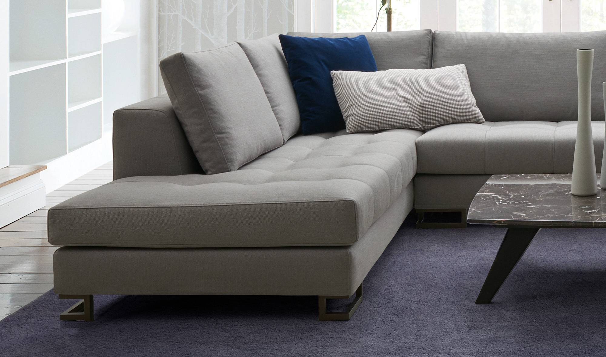 Papadatos-Dali-sofa-preview-hover