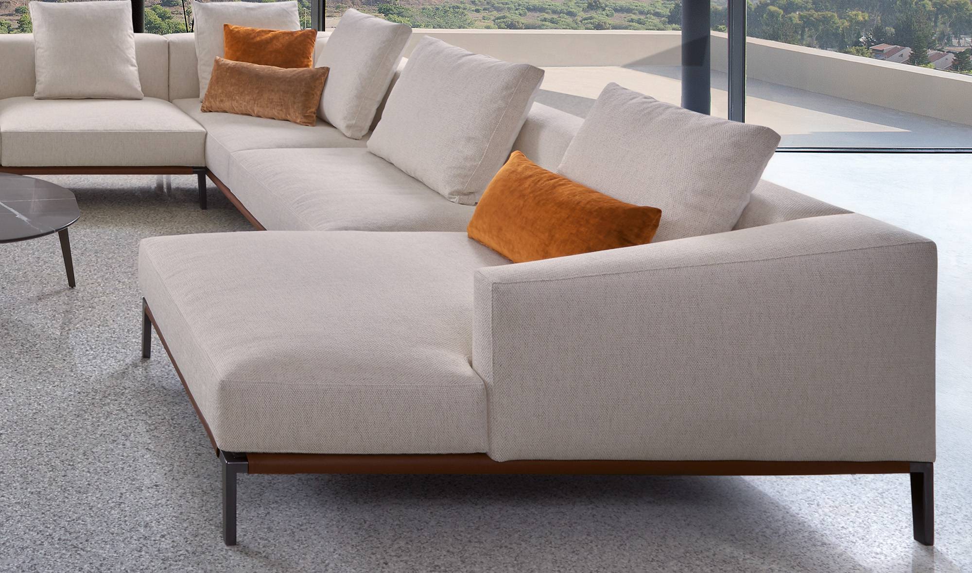 Papadatos-Pace-sofa-preview-hover