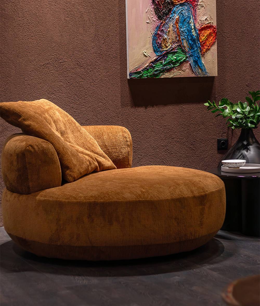 Papadatos-full-moon-loveseat-preview-hover