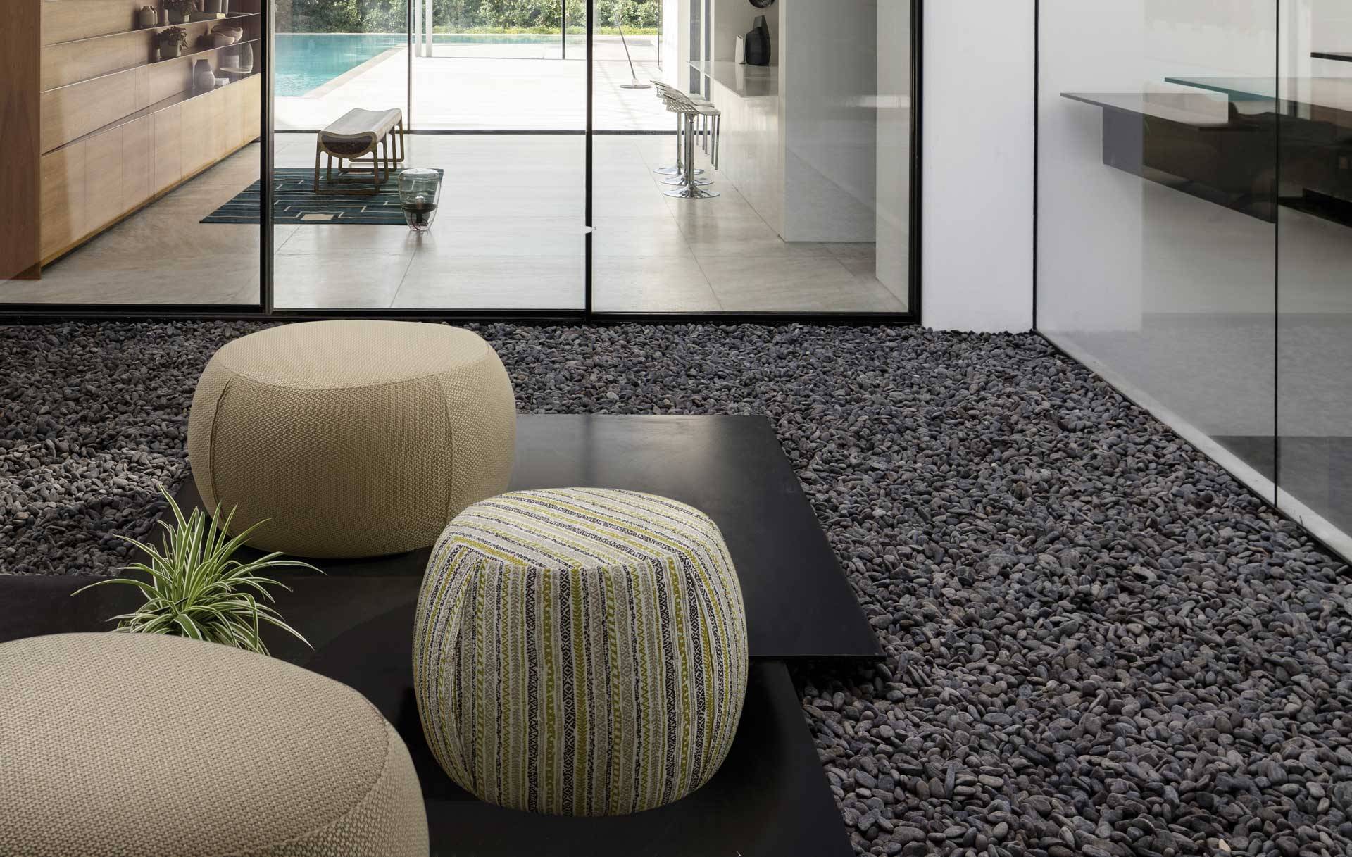 papadatos-Aria-pouf-accessories-2