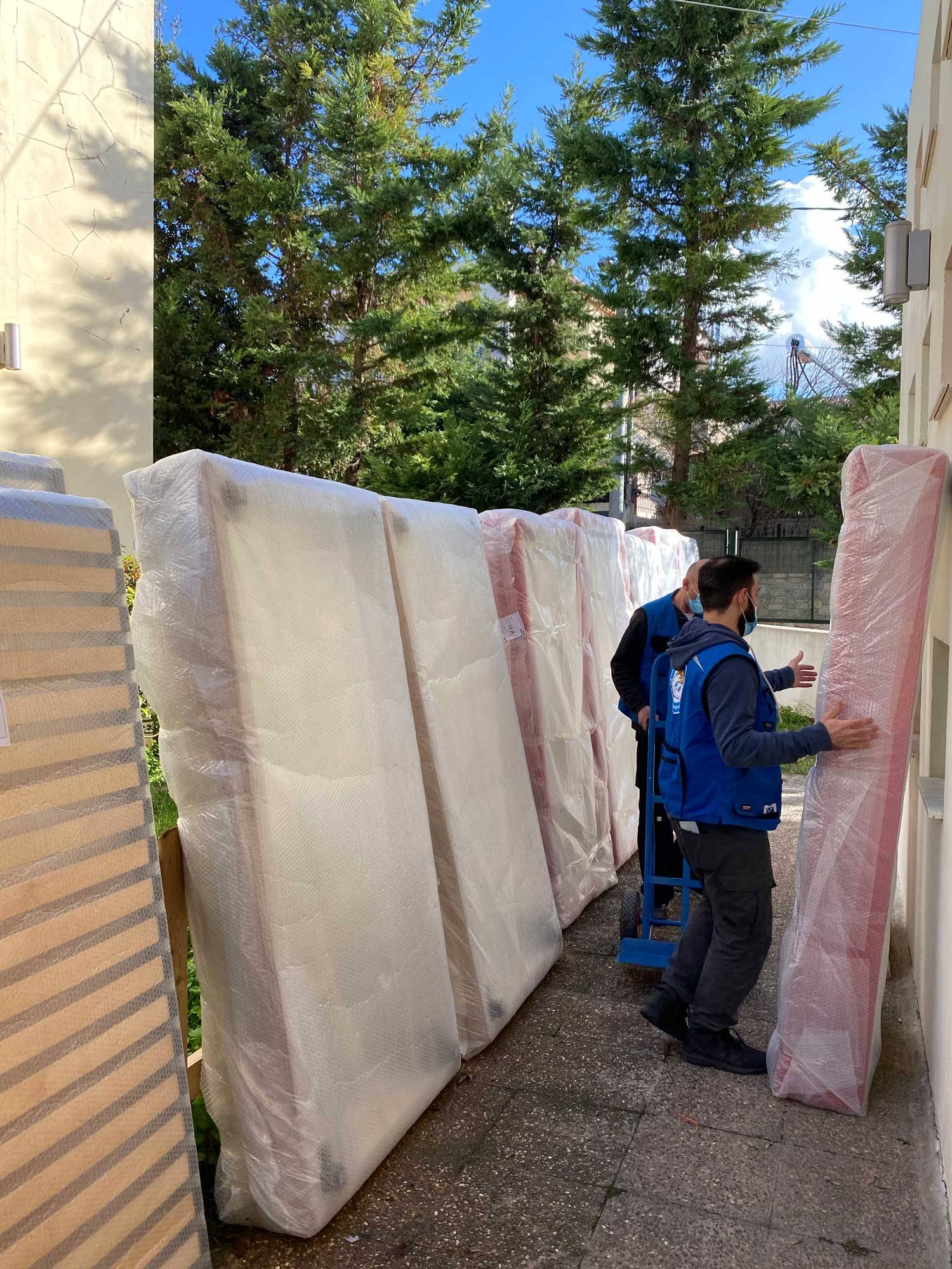 donation-furniture-smile-child-non-profit-organization-papadatos2