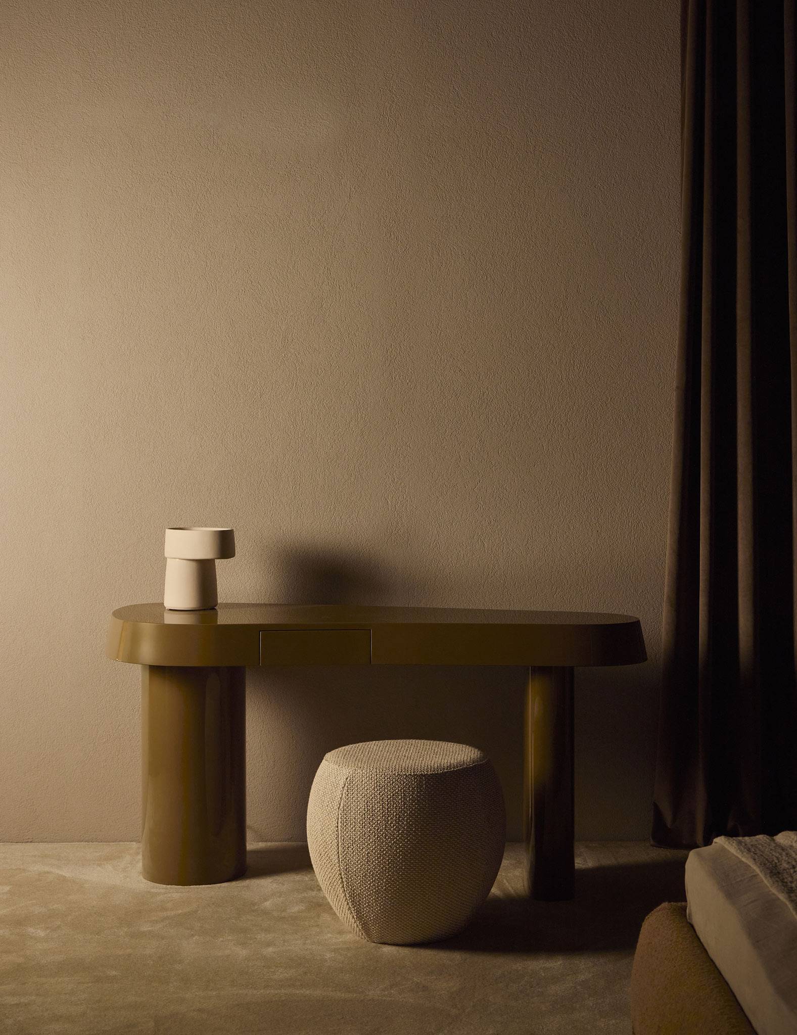 papadatos-interior-design-salone-del-mobile-2026console